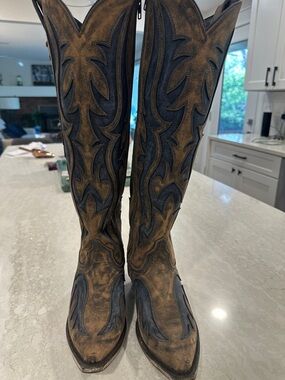 Liberty Black like New! 7.5 Western Knee-High Cowboy Boots tan and blue